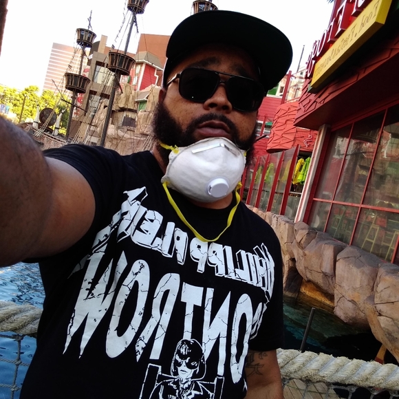 Levi Lauren - Picture 2 of 15